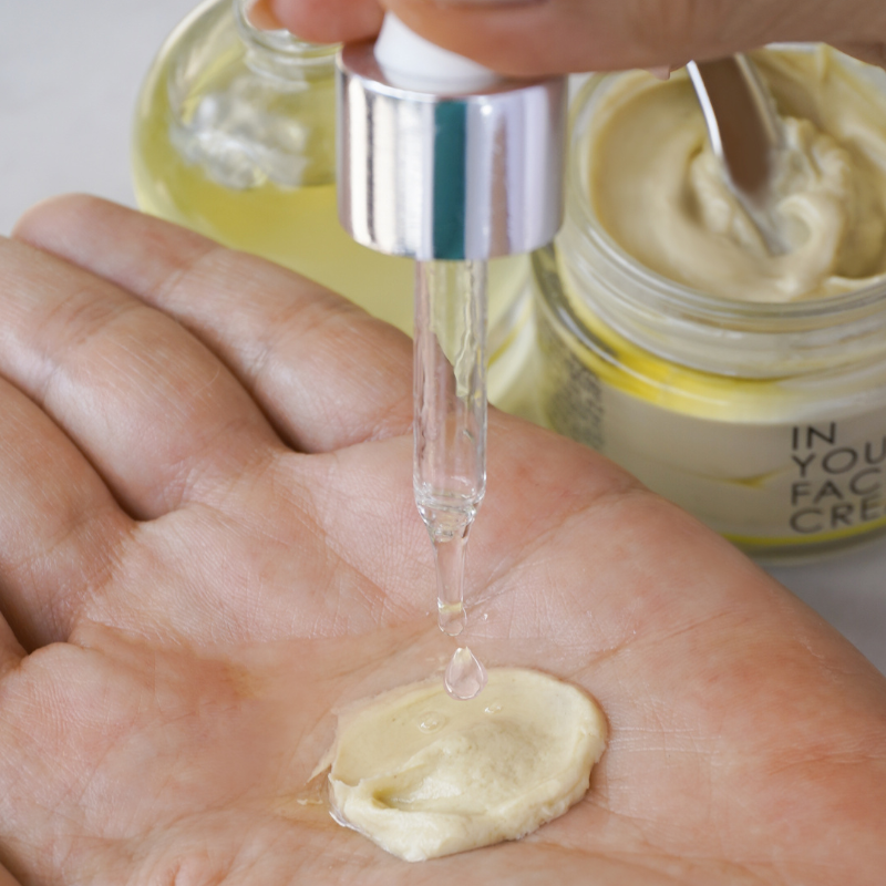 Image of a drop of the OIL dropping into a blob of the CREAM