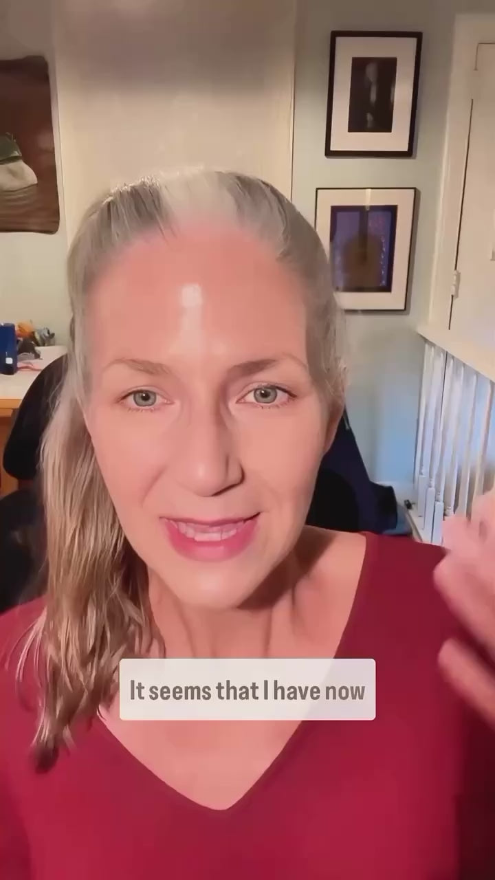 Grey haired customer talks about how much she loves the BAMBOO REINING POLISH