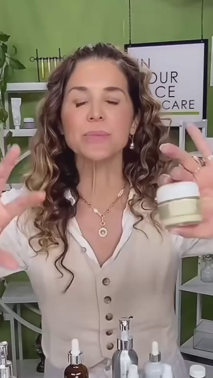 Denice talks about BAMBOO REFINING POLISH and its benefits for acne