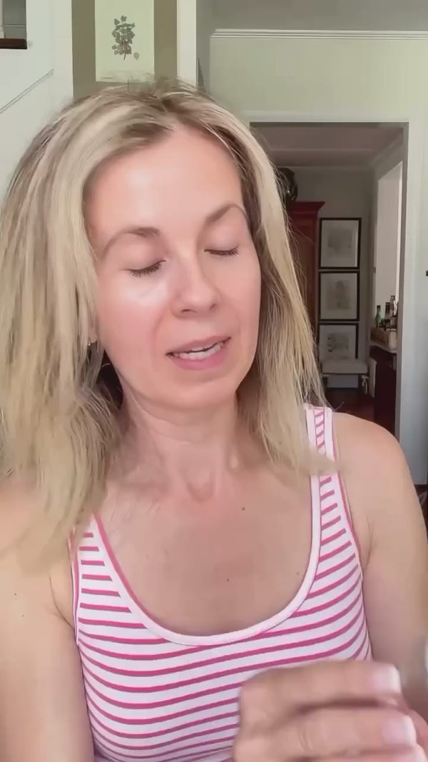 Customer talks about how she loves THE CREAM